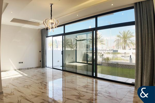 Ready to Move | Metro Nearby | Closed Kitchen